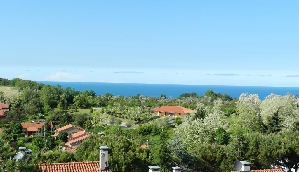 Collemare Daire Pesaro Dış mekan fotoğraf